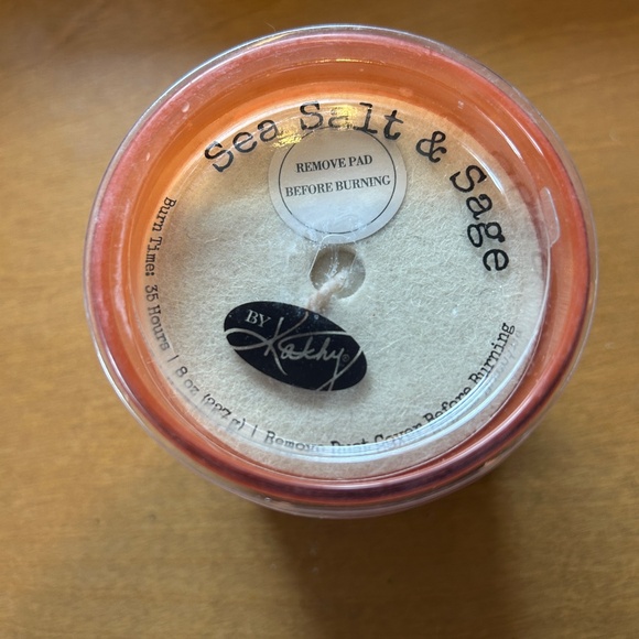 Positive Affirmation Sea Salt & Sage Candle - Picture 4 of 5